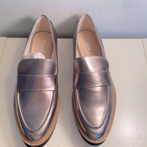 Women’s Metallic Pewter Oxford Loafers